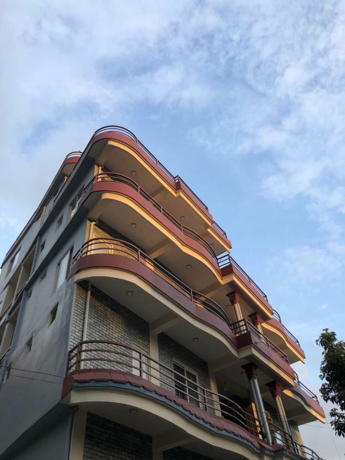 Hotel October Inn Pokhara Exterior foto